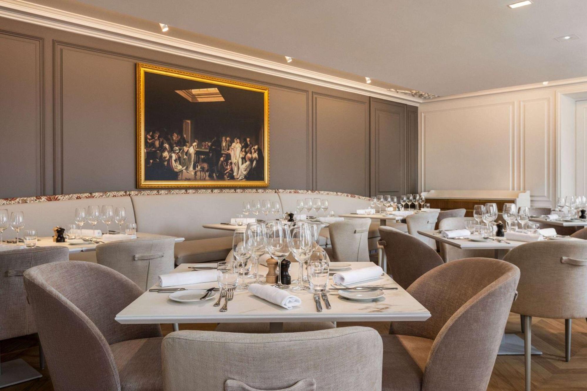 Dolce By Wyndham Versailles - Domaine Du Montcel ชูย์-ออง-โชแซส ภายนอก รูปภาพ
