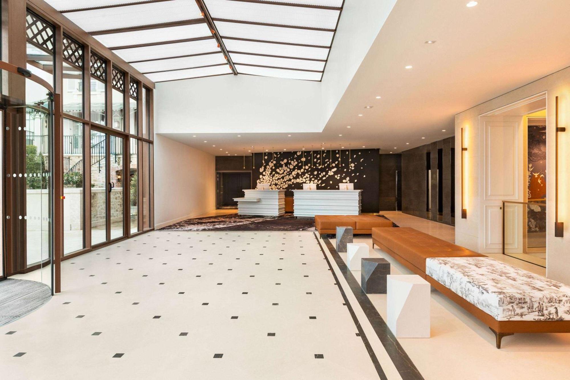 Dolce By Wyndham Versailles - Domaine Du Montcel ชูย์-ออง-โชแซส ภายนอก รูปภาพ
