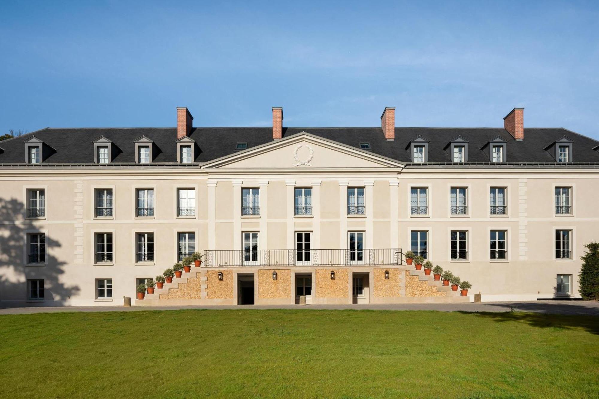 Dolce By Wyndham Versailles - Domaine Du Montcel ชูย์-ออง-โชแซส ภายนอก รูปภาพ